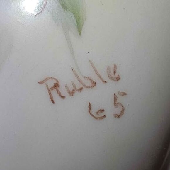 Sweetpea Teacup and Saucer Hand Painted Vintage - Picture 6 of 8